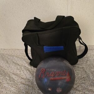Atlanta Braves Brunswick Viz-A-Ball Bowling Ball & Bag – MMen's Black Duffel Bag